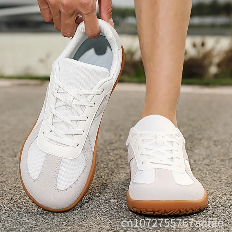 Wide Toe Barefoot Shoes Mens Womens Zero Drop Minimalist Sneakers Retro Outdoor Walking Shoes Fitness Shoes for Daily Commute
Wide Toe Barefoot Shoes Mens Womens Zero Drop Minimalist Sneakers Retro Outdoor Walking Shoes Fitness Shoes for Daily Commute