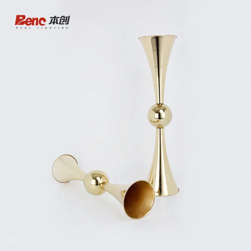ZMLwedding supplies iron flower stand wedding electroplating flower holder artificial flower decoration vase crafts ornaments
ZMLwedding supplies iron flower stand wedding electroplating flower holder artificial flower decoration vase crafts ornaments