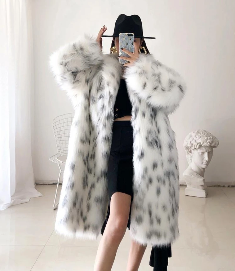 Women Winter New Faux Fox Fur Coat Lady Casual Spliced Leopard Print Fur Jacket Female Thick Warm Long Plush Outerwear Furet
Women Winter New Faux Fox Fur Coat Lady Casual Spliced Leopard Print Fur Jacket Female Thick Warm Long Plush Outerwear Furet