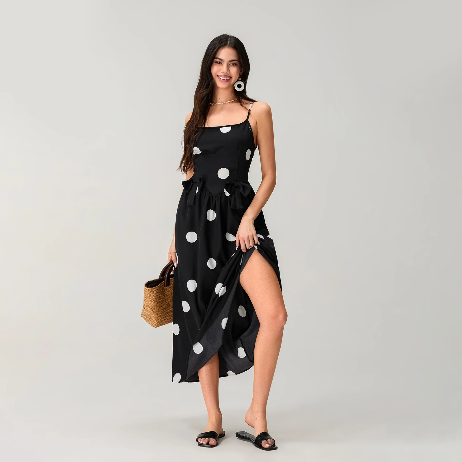 Women Summer Sleeveless Spaghetti Strap Dress Casual Cute Bow A-Line Party Dress for Vacation Cocktail Beach Streetwear
Women Summer Sleeveless Spaghetti Strap Dress Casual Cute Bow A-Line Party Dress for Vacation Cocktail Beach Streetwear