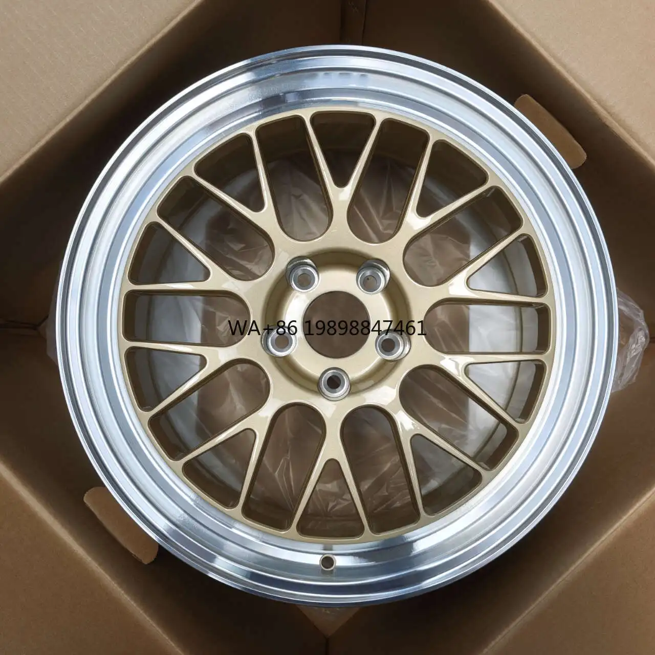 for Custom Motorsport Gold One-piece 5x120 18 19 20 Inch Staggered Forged Apex Ml-10rt Wheels Luxury high-end customization
for Custom Motorsport Gold One-piece 5x120 18 19 20 Inch Staggered Forged Apex Ml-10rt Wheels Luxury high-end customization