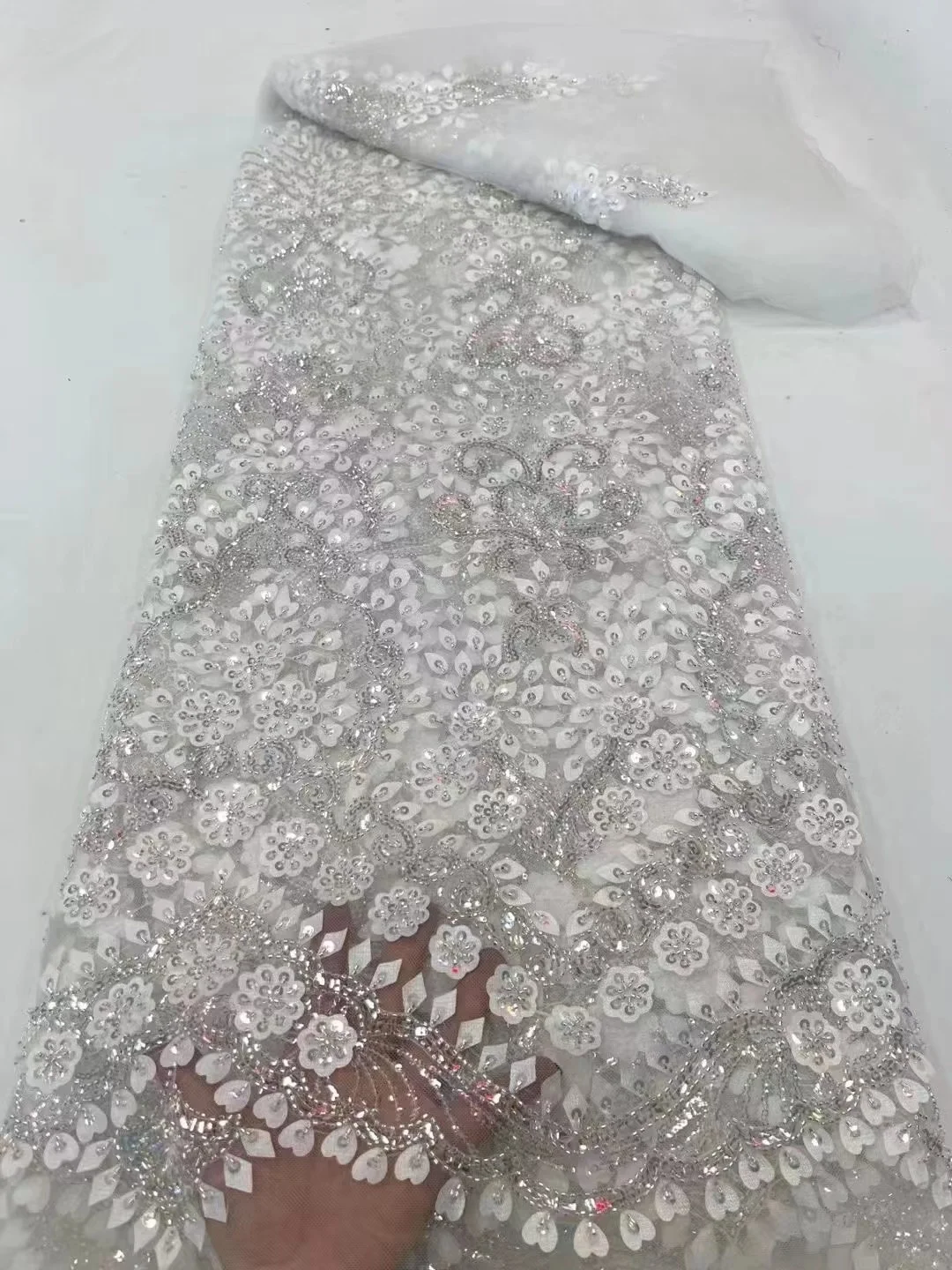 Best New White African Lace Fabric With Beads High Quality Nigerian Wedding Dress Sequin Embroidery French Tulle Lace Fabric
Best New White African Lace Fabric With Beads High Quality Nigerian Wedding Dress Sequin Embroidery French Tulle Lace Fabric