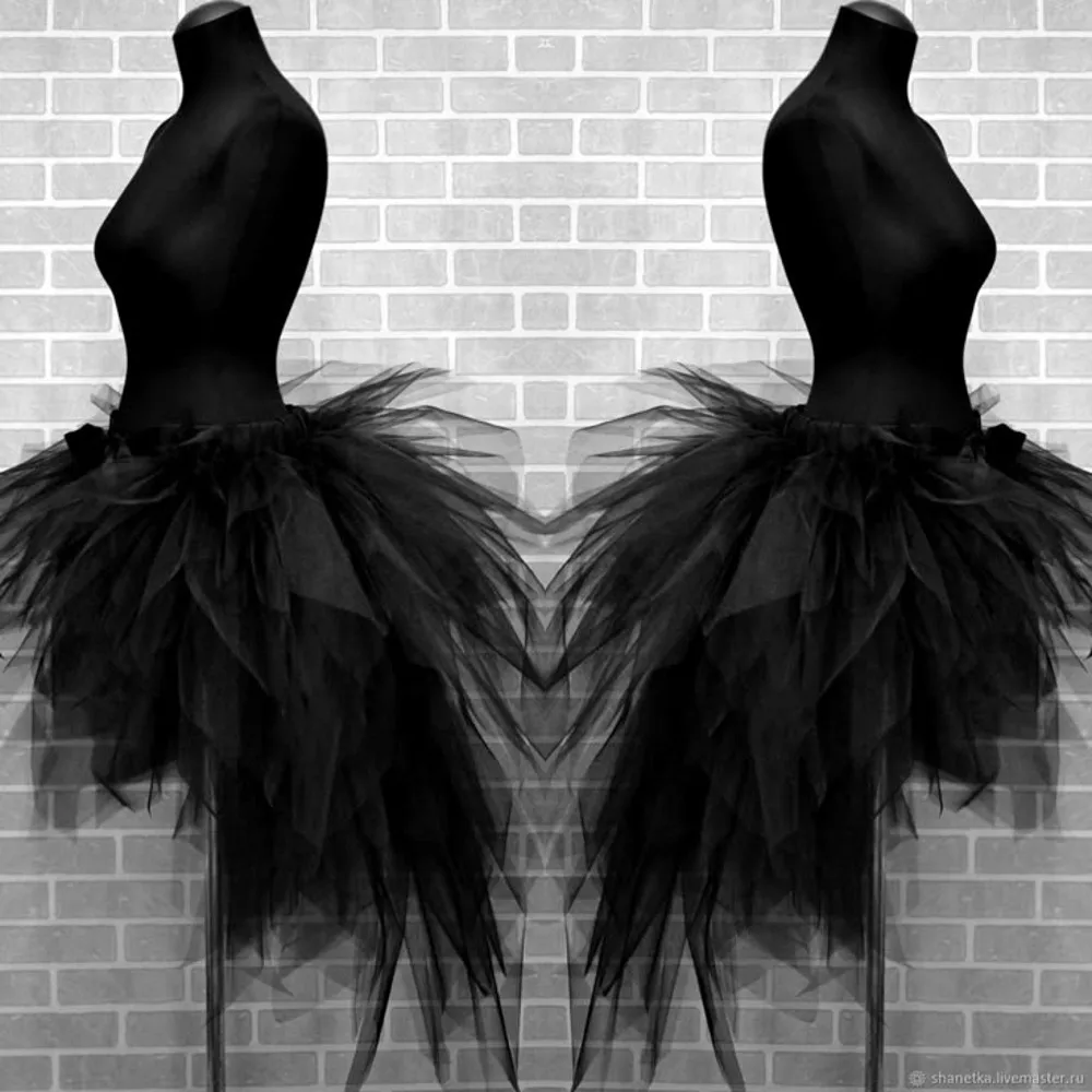 Real Image Gothic Black Ruffles Ruched Short Tutu Tulle Skirts Girls Mini Detachable Train Women Tulle Maxi Skirt
Real Image Gothic Black Ruffles Ruched Short Tutu Tulle Skirts Girls Mini Detachable Train Women Tulle Maxi Skirt