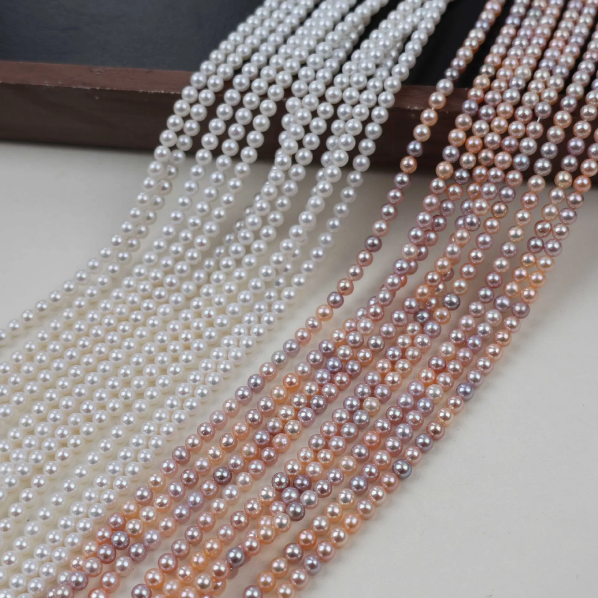 4.5-5mm strong light near round natural freshwater pearl loose beads for necklace bracelet
4.5-5mm strong light near round natural freshwater pearl loose beads for necklace bracelet