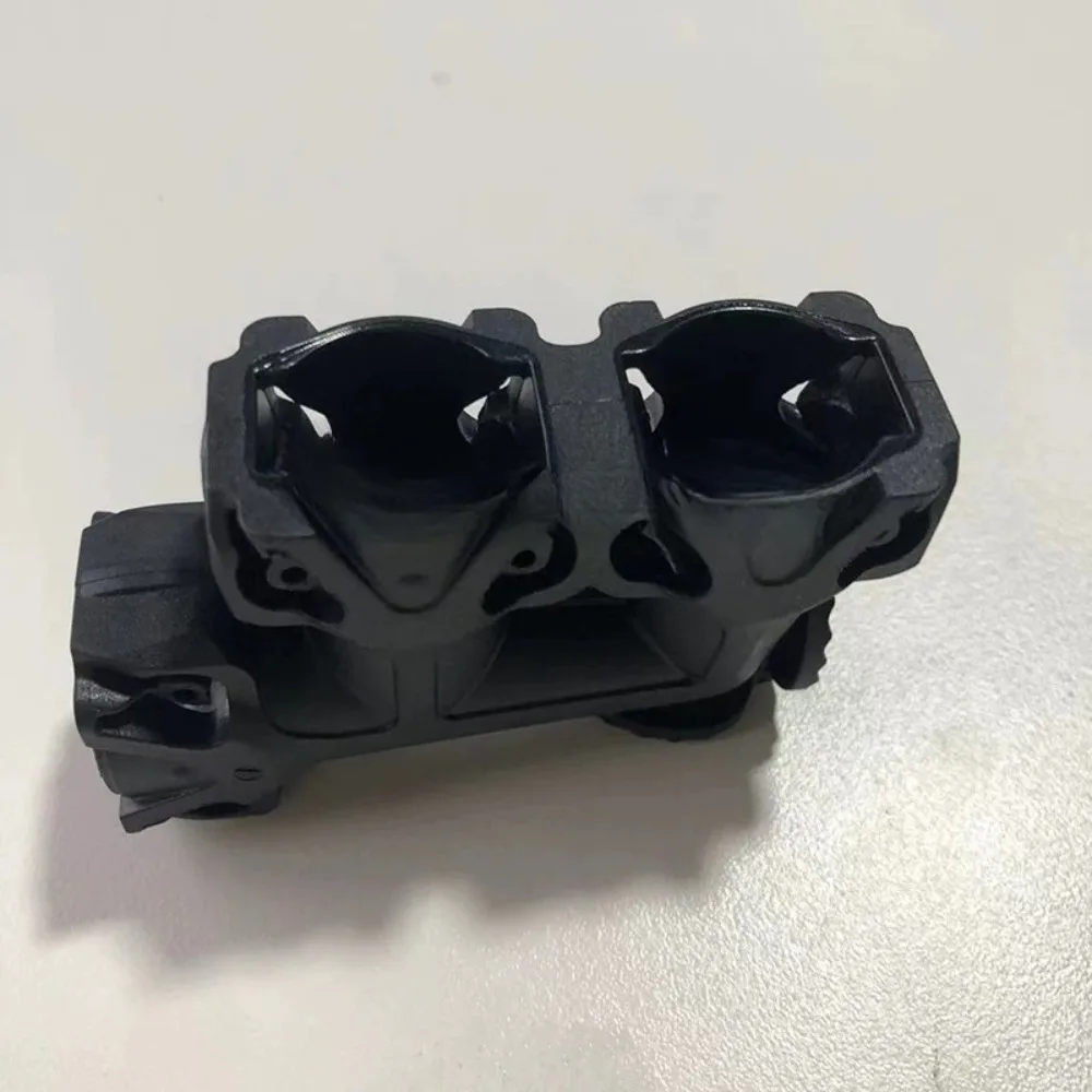 1pc Truck Drying Tank Three-way Connector F Connector Truck Accessory Black Metal for Volvo FM12 FM400 FM440 992014
1pc Truck Drying Tank Three-way Connector F Connector Truck Accessory Black Metal for Volvo FM12 FM400 FM440 992014