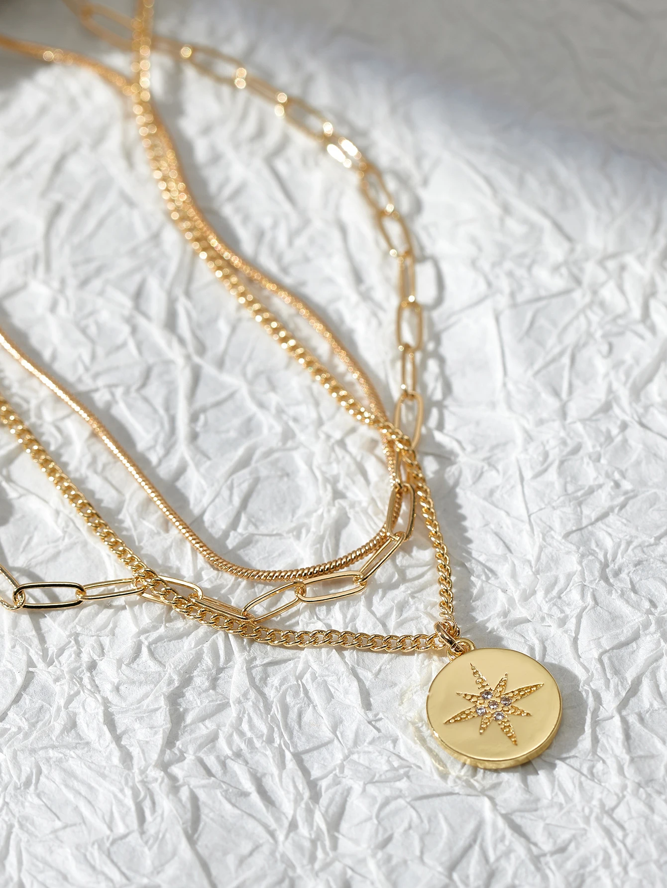 Versatile Multi-Layer Necklace Snake Cross Chain Circular Starburst Zircon Pendant Vacation Shopping Trendy Jewelry Accessory
Versatile Multi-Layer Necklace Snake Cross Chain Circular Starburst Zircon Pendant Vacation Shopping Trendy Jewelry Accessory