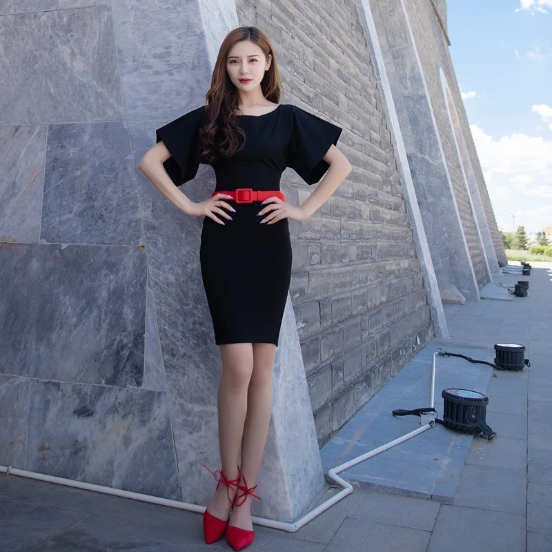 Full Cotton Black Vintage Dress Women Summer New Sexy Bat Sleeve Exposed Shoulder Knee Length Elegant One-piece Ladies Dresses
Full Cotton Black Vintage Dress Women Summer New Sexy Bat Sleeve Exposed Shoulder Knee Length Elegant One-piece Ladies Dresses