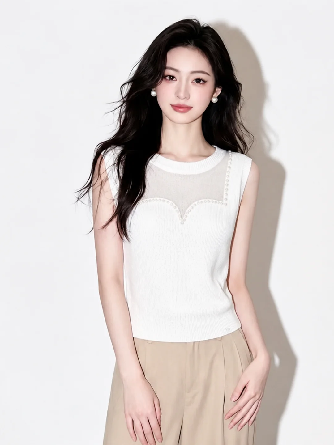 Chic Comfortable round Neck Beaded Sleeveless Vest Summer Layering Elegant Style Women's Fashion Top Quality Material
Chic Comfortable round Neck Beaded Sleeveless Vest Summer Layering Elegant Style Women's Fashion Top Quality Material