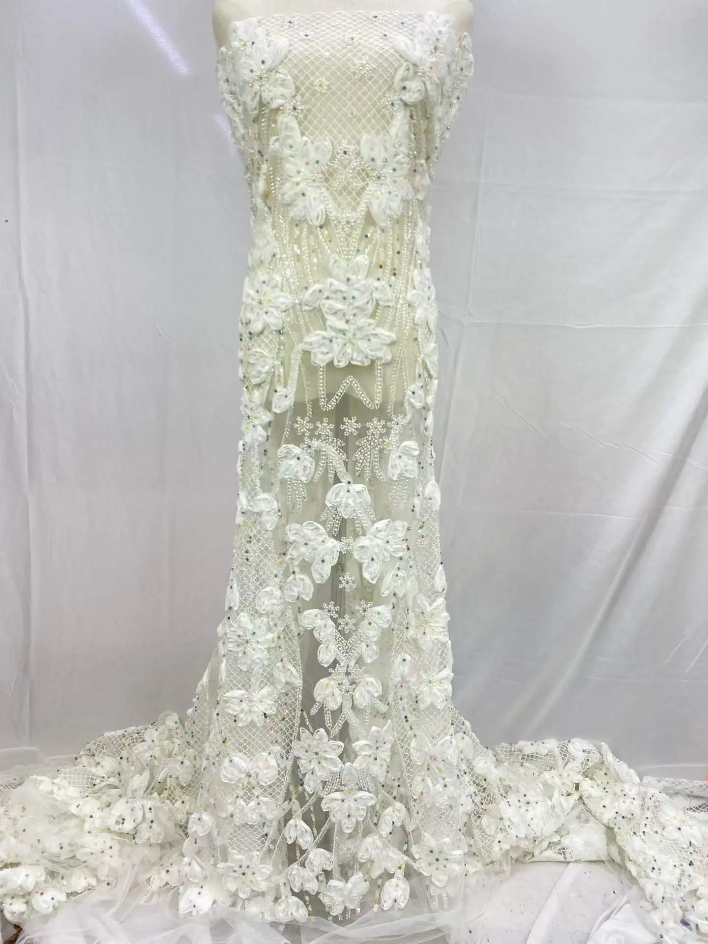 Элитная нигерийская свадебная кружевная ткань, высококачественная африканская кружевная ткань с бисером и пайетками, 3D французское кружево для вечерних платьев и шитья
Элитная нигерийская свадебная кружевная ткань, высококачественная африканская кружевная ткань с бисером и пайетками, 3D французское кружево для вечерних платьев и шитья