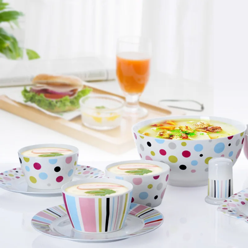 Romantic Seven-Color Bone China Dinnerware Set Korean Style Ceramic Bowls And Plates Wedding Couple Soup Bowls And Dessert Pl...
Romantic Seven-Color Bone China Dinnerware Set Korean Style Ceramic Bowls And Plates Wedding Couple Soup Bowls And Dessert Pl...