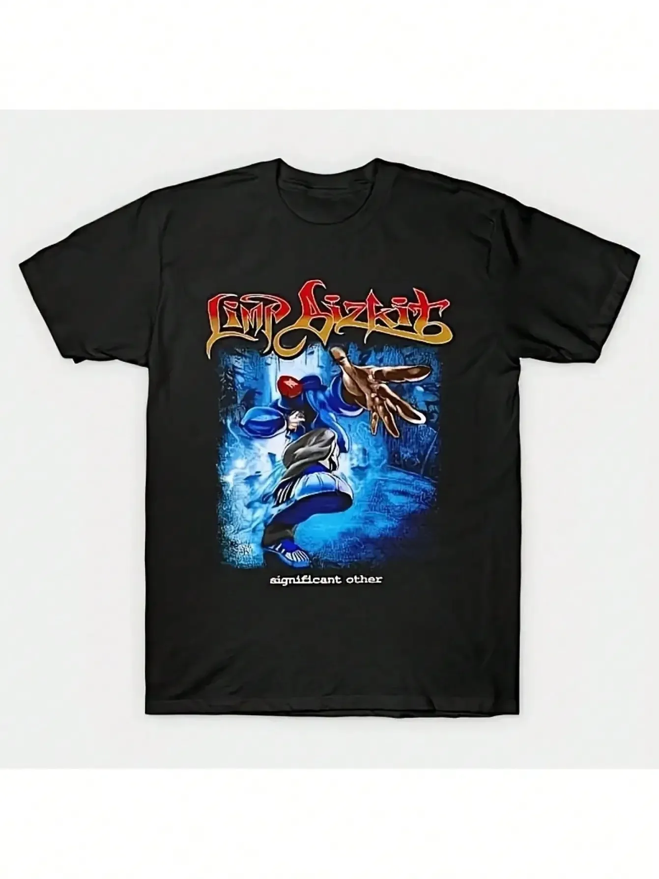 Мужская футболка Limp Bizkit с графическим принтом, 100% хлопок, черная, с круглым вырезом, коротким рукавом, повседневная летняя футболка с ярким геометрическим дизайном
Мужская футболка Limp Bizkit с графическим принтом, 100% хлопок, черная, с круглым вырезом, коротким рукавом, повседневная летняя футболка с ярким геометрическим дизайном