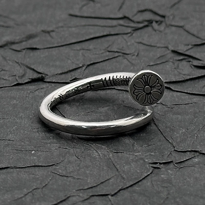 S925 sterling silver retro old flat nail ring European and American men and women niche personality unique design
S925 sterling silver retro old flat nail ring European and American men and women niche personality unique design