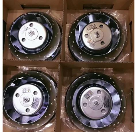 High precision right angle side milling head CNC angle head, universal milling head BT50BT40-ER3290 degrees
High precision right angle side milling head CNC angle head, universal milling head BT50BT40-ER3290 degrees