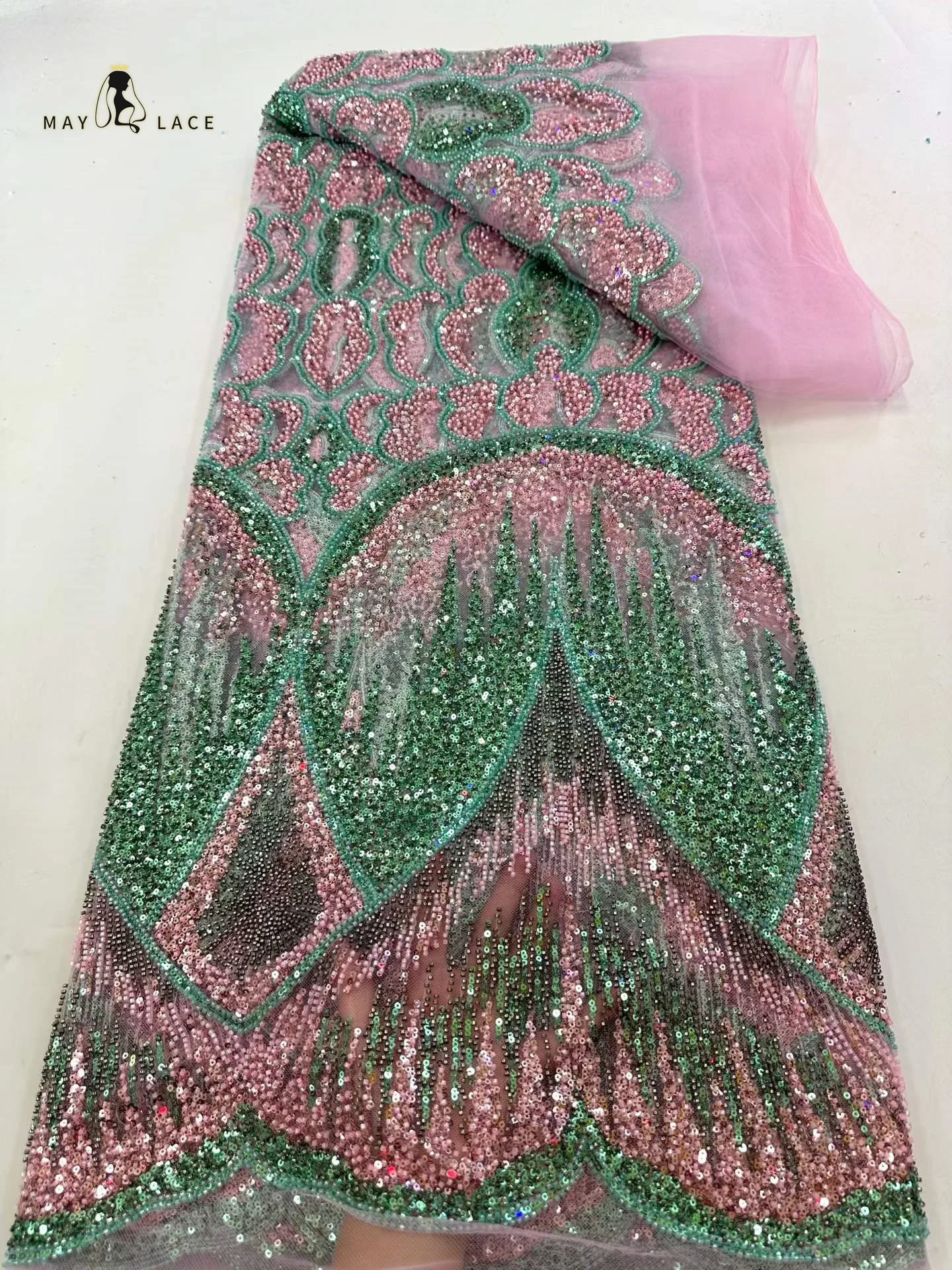 Элегантное африканское нигерийское кружево с бисером, 5 ярдов, высококачественная роскошная французская сетчатая ткань с пайетками для женских вечерних платьев, коллекция 2026 года
Элегантное африканское нигерийское кружево с бисером, 5 ярдов, высококачественная роскошная французская сетчатая ткань с пайетками для женских вечерних платьев, коллекция 2026 года