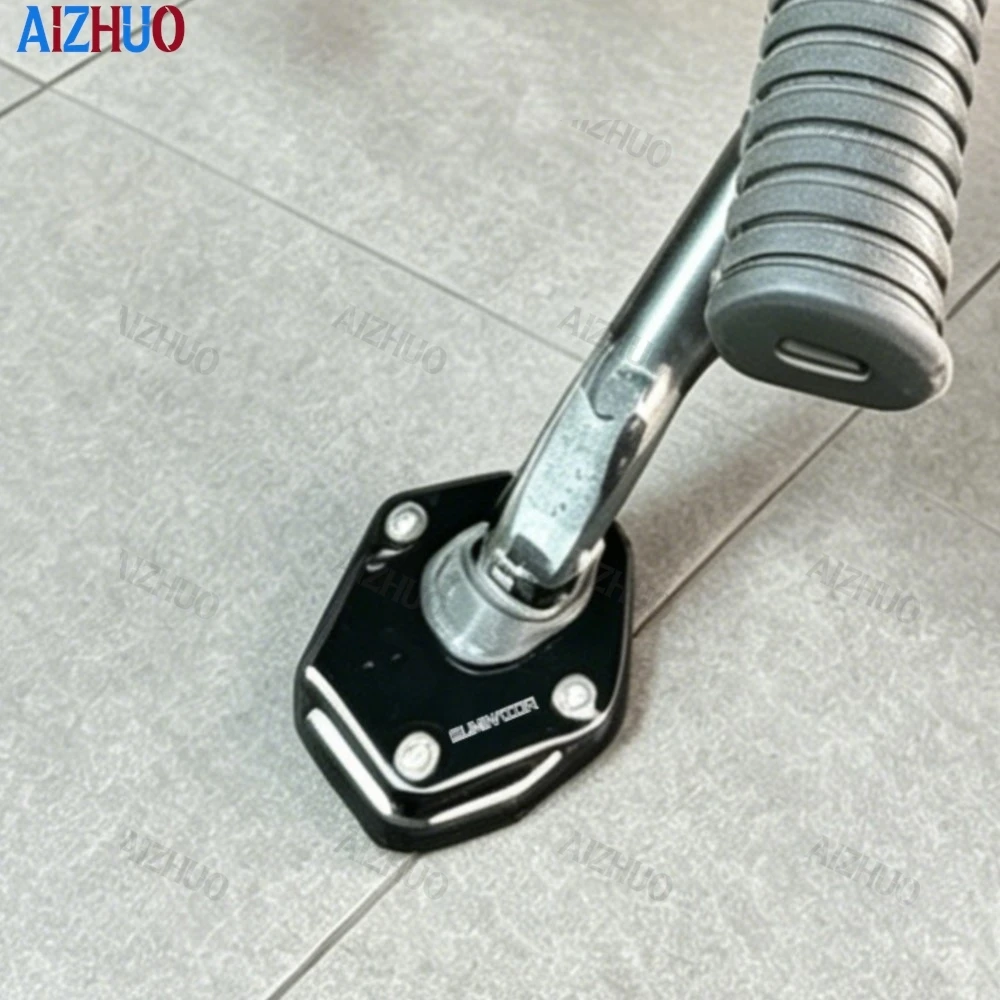 For Kawasaki Eliminator 500 450 400 2024 2025 2026 Motorcycle CNC Accessories Side Stand Extension Pad Kickstand Enlarger Plate
For Kawasaki Eliminator 500 450 400 2024 2025 2026 Motorcycle CNC Accessories Side Stand Extension Pad Kickstand Enlarger Plate