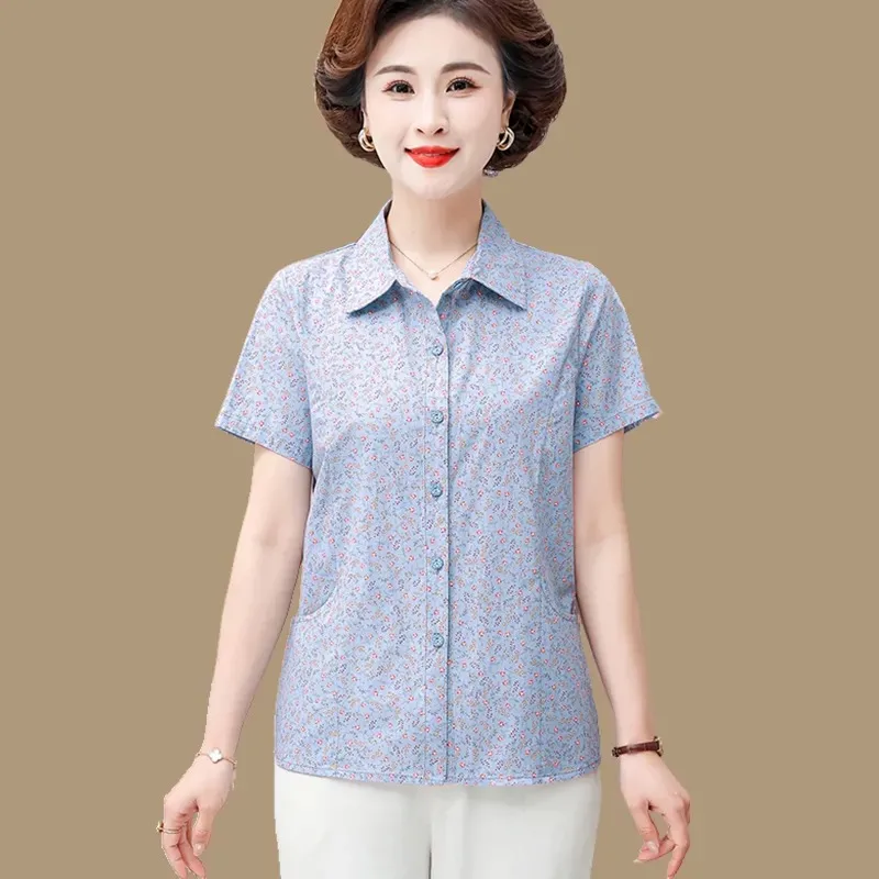 Women's Ditsy Floral Print Short Sleeve Button Down Shirt Casual Pocketed Blouse for Middle-Aged
Women's Ditsy Floral Print Short Sleeve Button Down Shirt Casual Pocketed Blouse for Middle-Aged