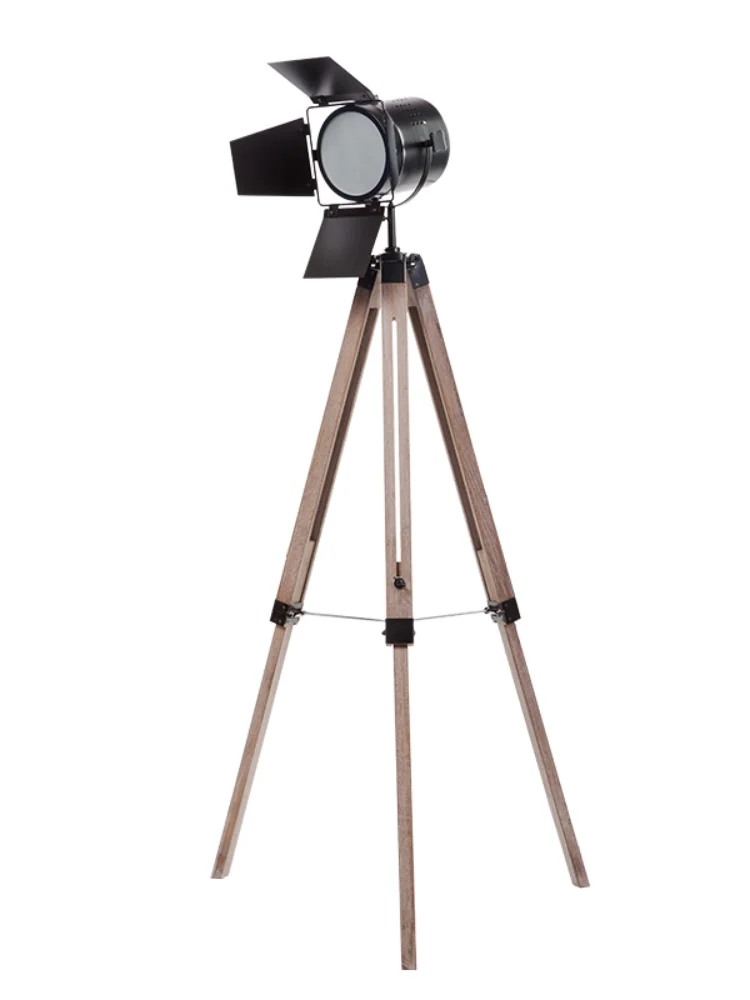 Lampara fotografica de madera con estructura de elevacion, estilo Retro americano y europeo
Lampara fotografica de madera con estructura de elevacion, estilo Retro americano y europeo