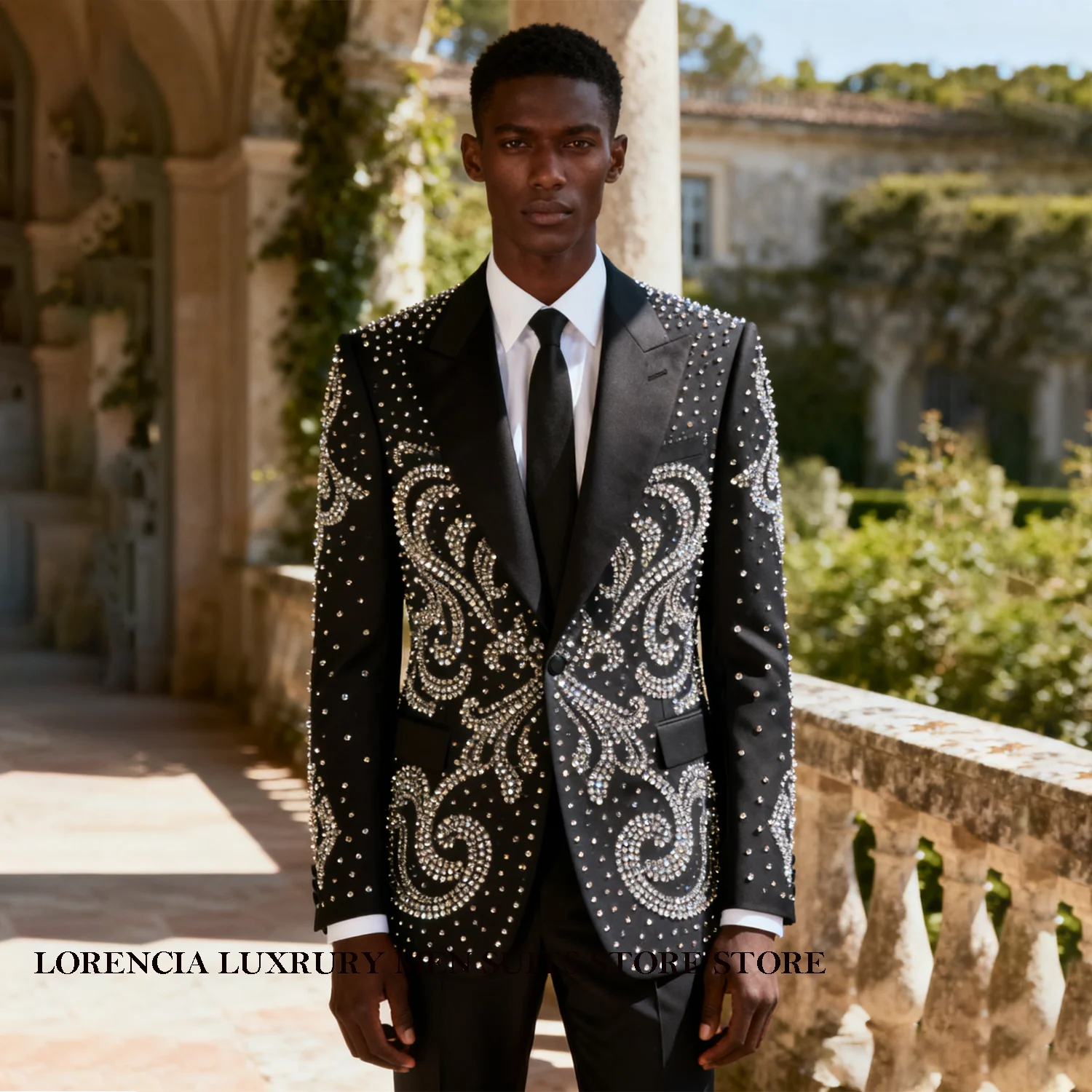 Customized Luxury African Design Crystals Diamond Men Suits 2 Pieces Groom Male Blazers Slim Wedding Party Tuxedos Ropa hombre
Customized Luxury African Design Crystals Diamond Men Suits 2 Pieces Groom Male Blazers Slim Wedding Party Tuxedos Ropa hombre
