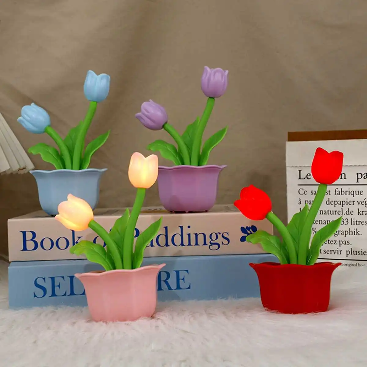 Artificial Tulip Table Lamp Bedside Atmosphere Night Light Simulation Flower Desktop Light Romantic Flower Gift Home Decoration
Artificial Tulip Table Lamp Bedside Atmosphere Night Light Simulation Flower Desktop Light Romantic Flower Gift Home Decoration