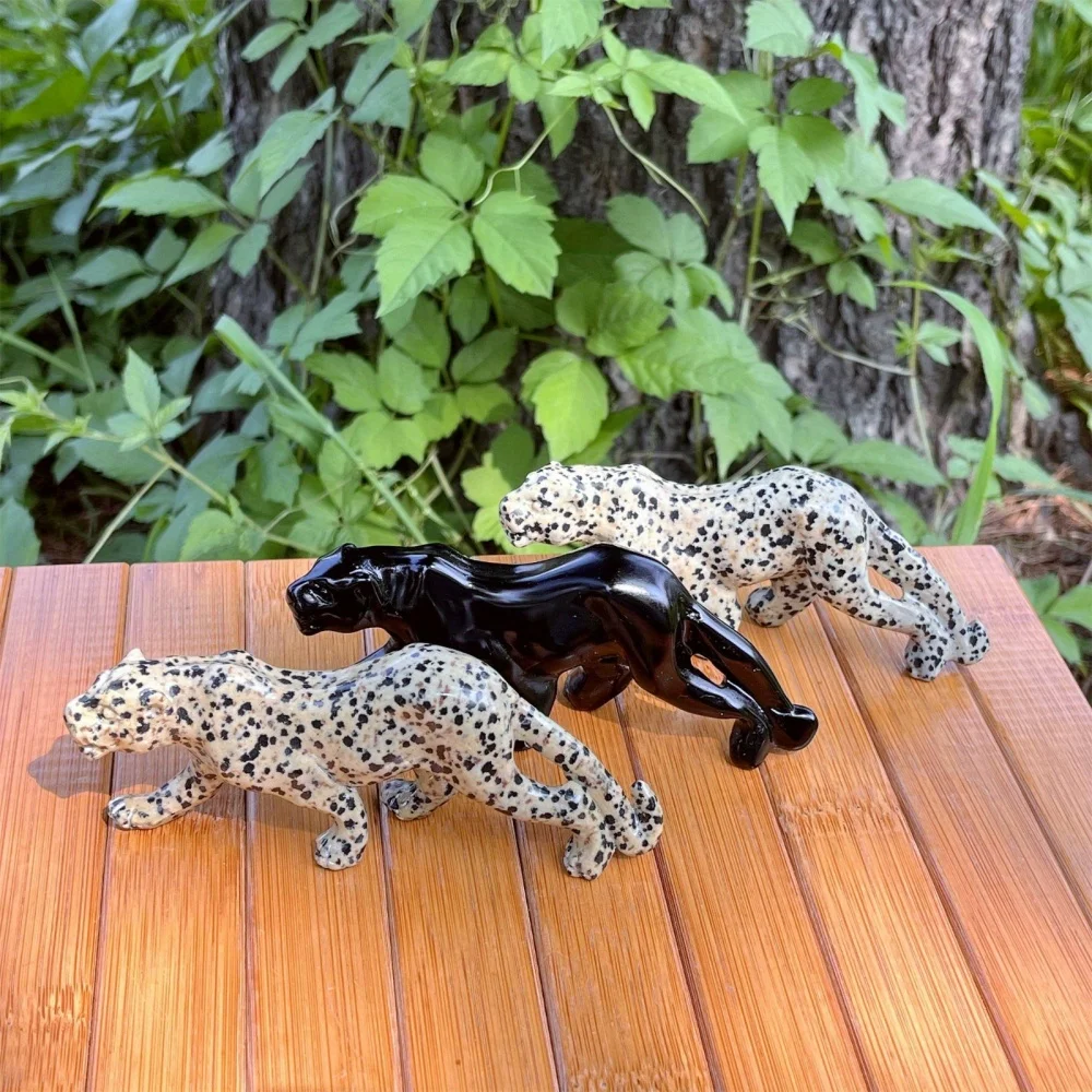 Natural Dalmatian Jasper Leopard Hand Carved Crystal Animal Statue Healing Quartz Stone Panther Sculpture Home Office Desk Decor
Natural Dalmatian Jasper Leopard Hand Carved Crystal Animal Statue Healing Quartz Stone Panther Sculpture Home Office Desk Decor