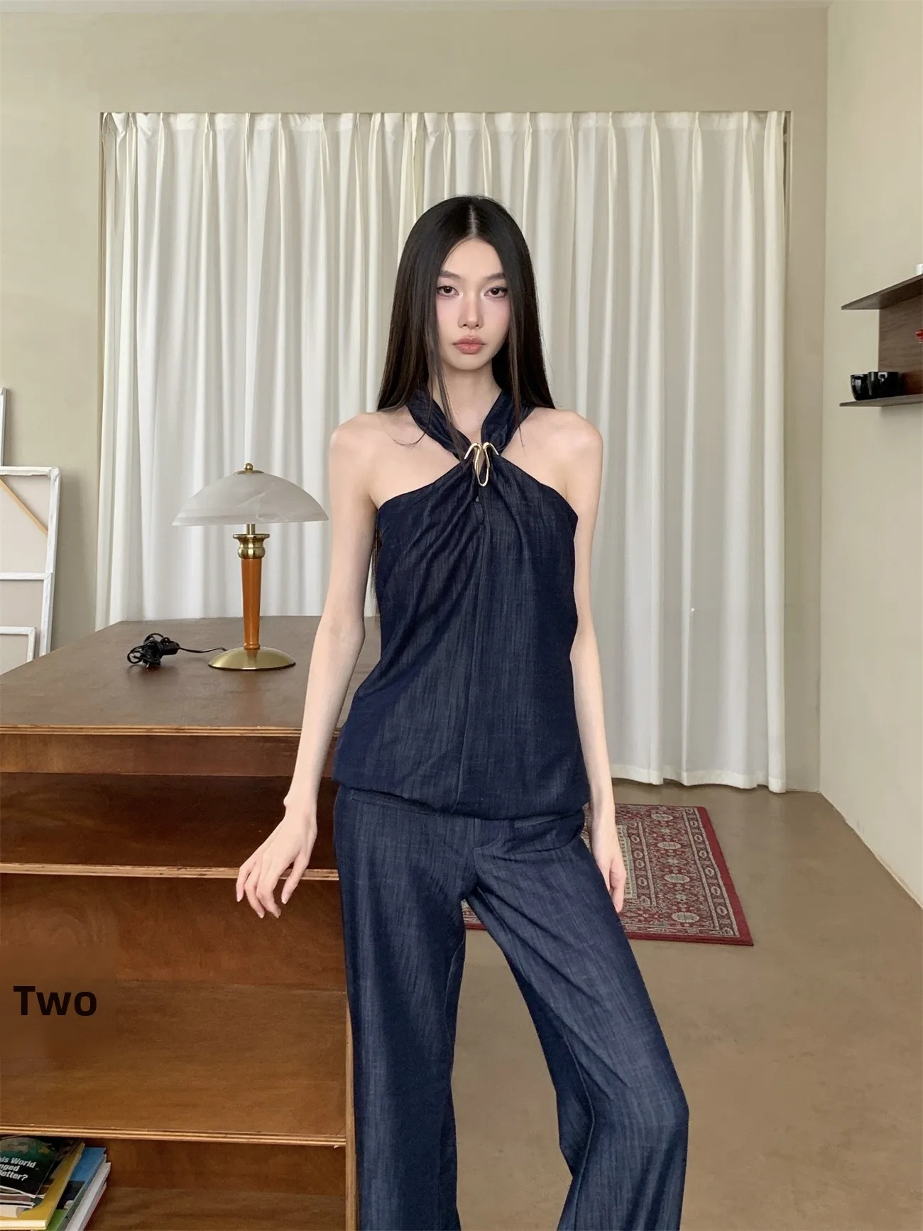 Mipaiyi Denim Blue Hollow out Strap Vest Fashion Bell Bottom Pants Drapey Long Pants Set Women's Summer Hanfu
Mipaiyi Denim Blue Hollow out Strap Vest Fashion Bell Bottom Pants Drapey Long Pants Set Women's Summer Hanfu