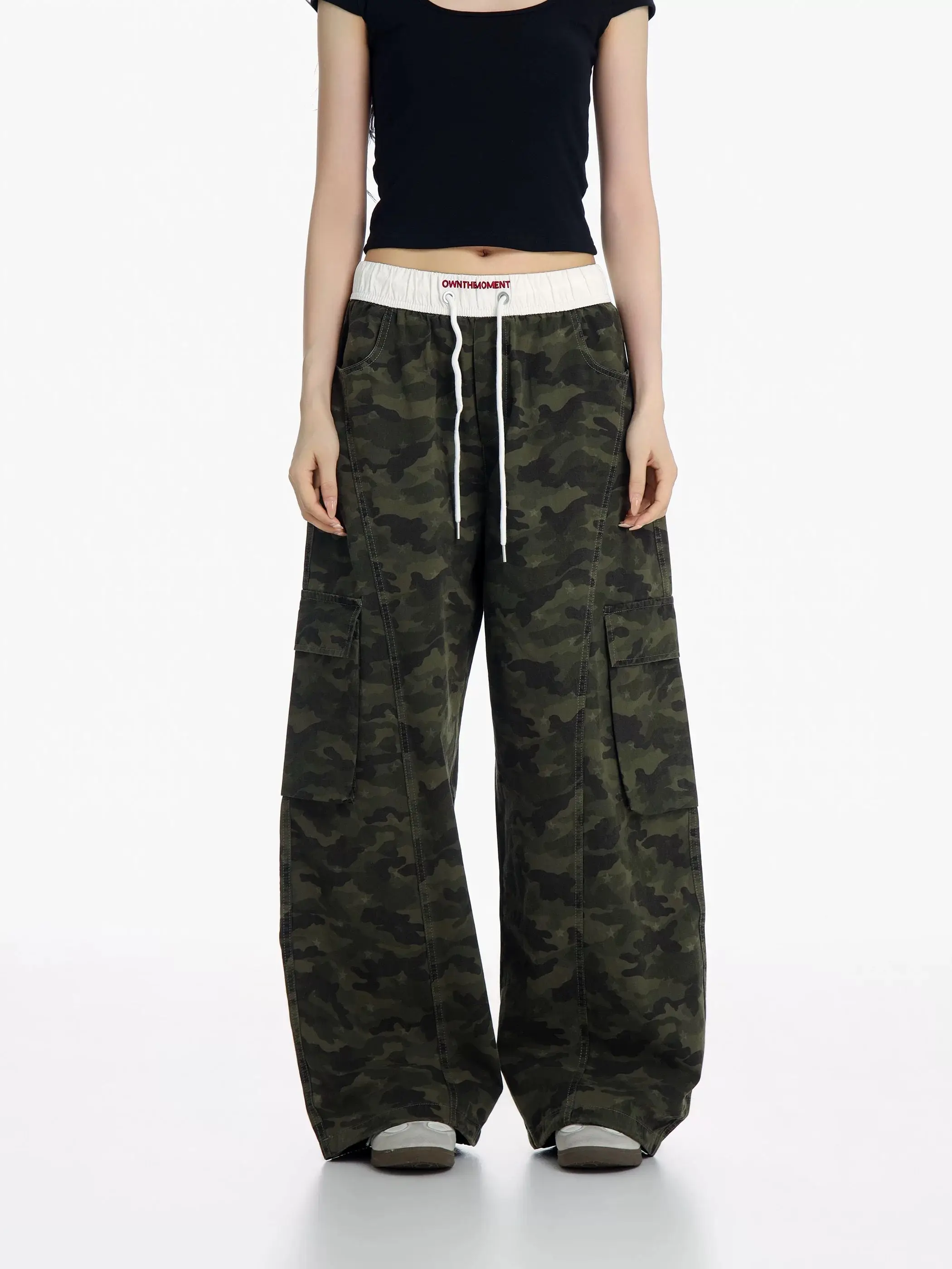 Y2K Summer Cargo Jeans Camouflage Loose Fit High Waist Slouchy Wide Leg Pants for American Retro Style
Y2K Summer Cargo Jeans Camouflage Loose Fit High Waist Slouchy Wide Leg Pants for American Retro Style