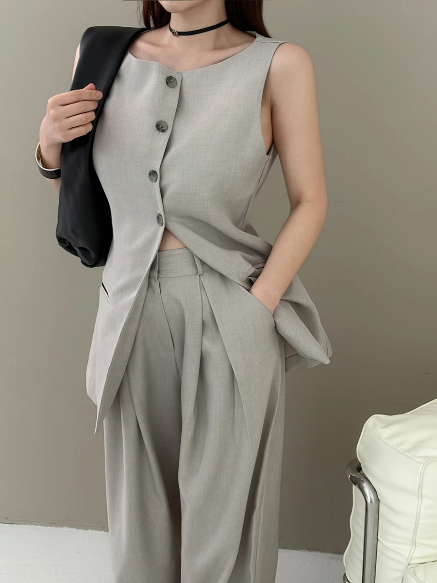 2 Piece Sets Womens Office OL Elegant Single-breasted Sleeveless Vest Tops and High Waist Wide Leg Long Pants Ladies Outfits
2 Piece Sets Womens Office OL Elegant Single-breasted Sleeveless Vest Tops and High Waist Wide Leg Long Pants Ladies Outfits