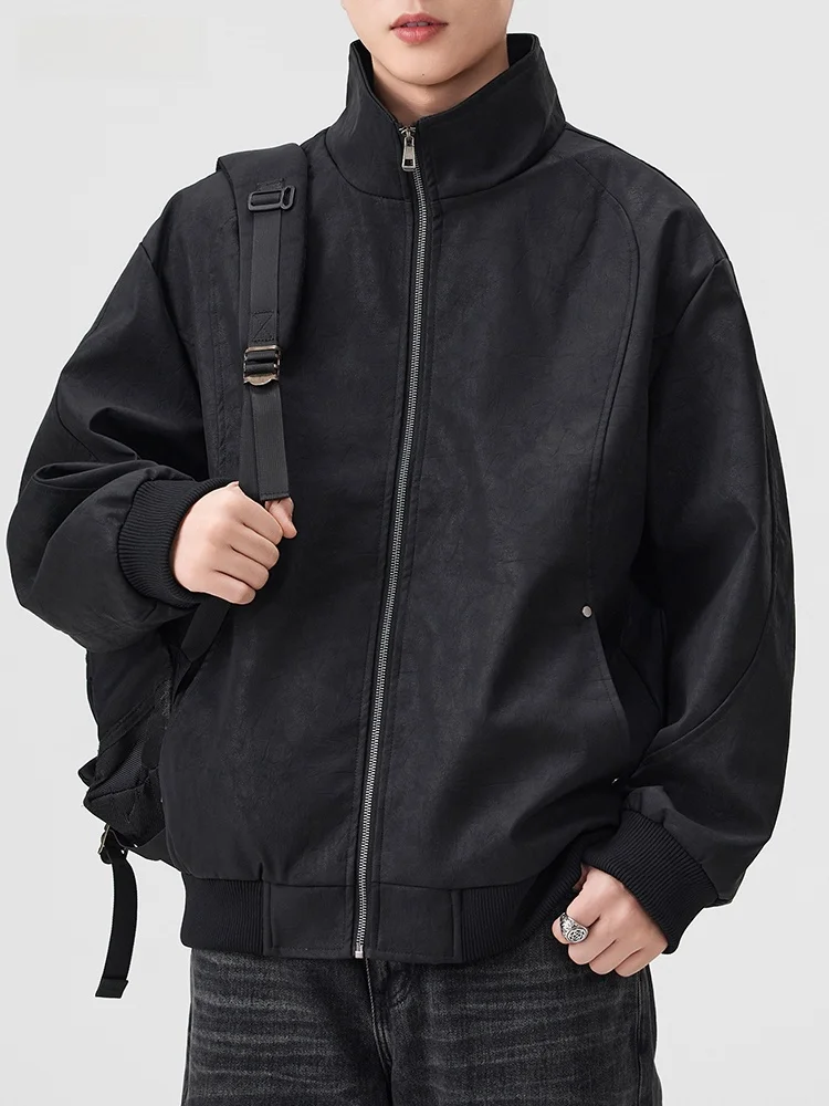 Bla Американский ретро воротник-стойка Jaet Мужская модная повседневная кожаная куртка Street Sle Свободный крой Ветрозащитная длинная молния све
Bla Американский ретро воротник-стойка Jaet Мужская модная повседневная кожаная куртка Street Sle Свободный крой Ветрозащитная длинная молния све