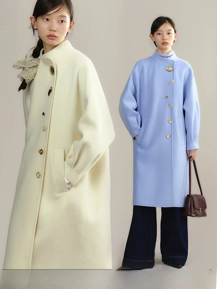 Uare Original Design Tuscan First Snow Vintage Stand Collar Unique Button Double-sided Woolen Coat for Women Loose Fit Autumn
Uare Original Design Tuscan First Snow Vintage Stand Collar Unique Button Double-sided Woolen Coat for Women Loose Fit Autumn
