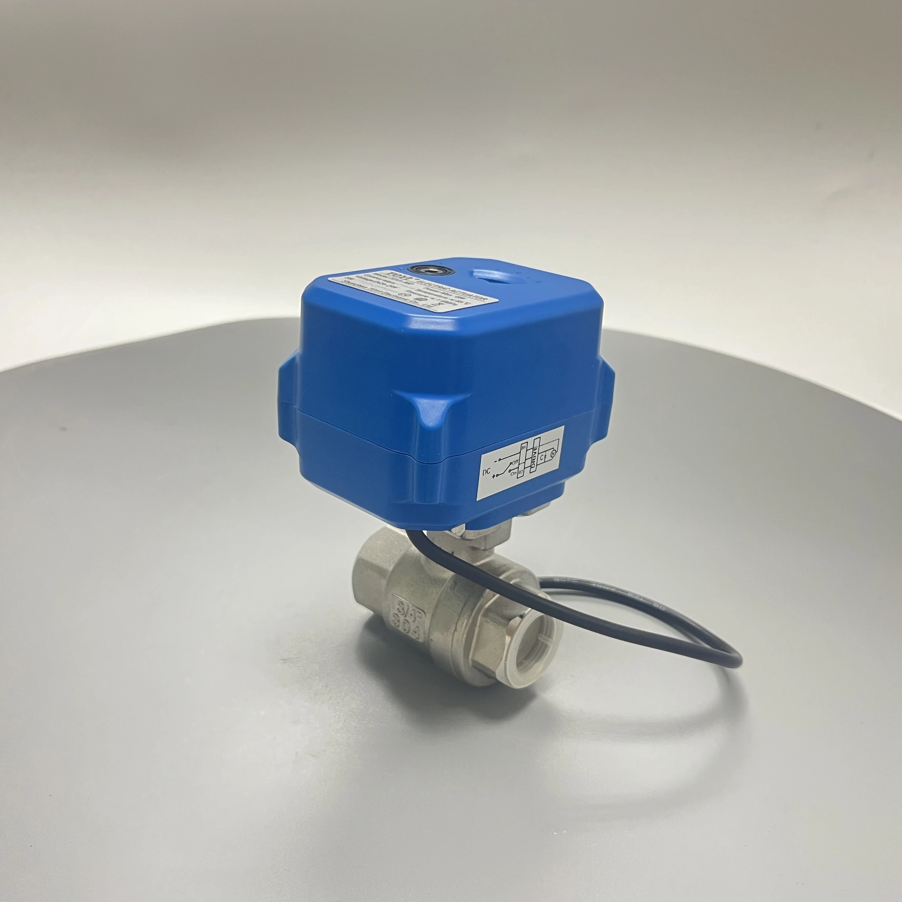 Industrial Water Treatment SS304 Electric Ball Valve Blue ActuatorCustomizable BSP/NPT Connections Durable Construction
Industrial Water Treatment SS304 Electric Ball Valve Blue ActuatorCustomizable BSP/NPT Connections Durable Construction