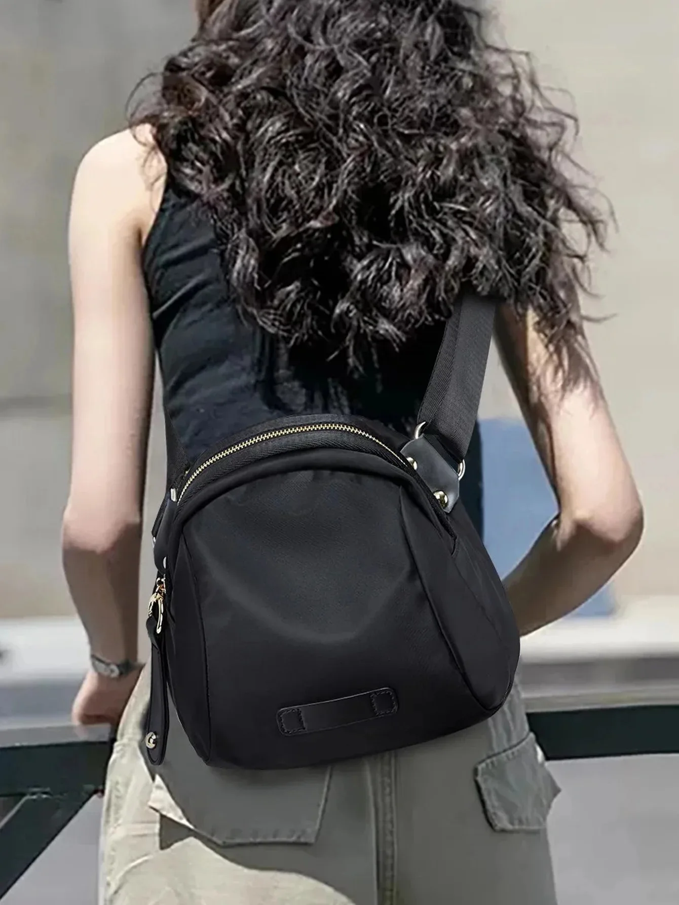 Minimalist Crossbody Bag Casual Black Small Crossbody Bag, All-Match Sports Outdoor Storage Nylon Fancy Pack
Minimalist Crossbody Bag Casual Black Small Crossbody Bag, All-Match Sports Outdoor Storage Nylon Fancy Pack