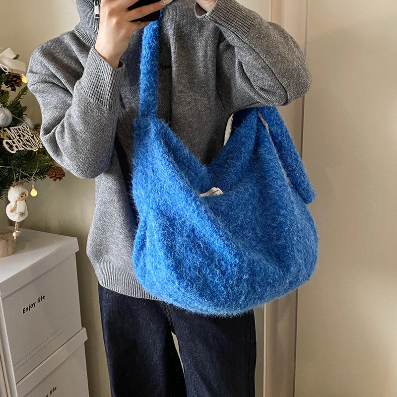 Elegant Women Leather Luxury Fashion Designer Classic Tote Shoulder Bag Crossbody Handbag For Trendy Urban Fashion
Elegant Women Leather Luxury Fashion Designer Classic Tote Shoulder Bag Crossbody Handbag For Trendy Urban Fashion