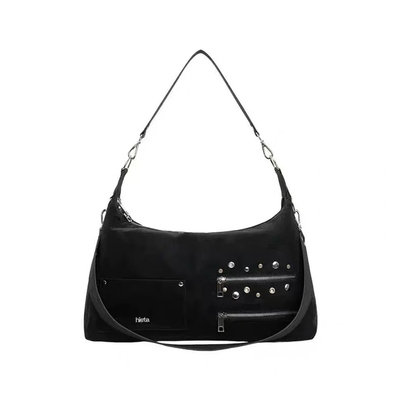 Hieta's new retro rivet bag, a single-shoulder crossbody motorcycle bag for women, is a large-capacity commuter tote bag.
Hieta's new retro rivet bag, a single-shoulder crossbody motorcycle bag for women, is a large-capacity commuter tote bag.