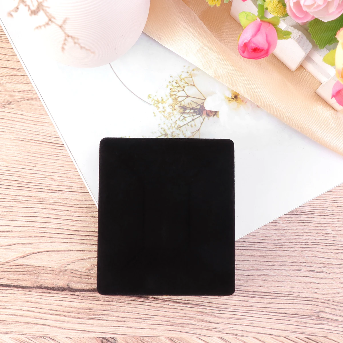 Black Flocking Jewelry Storage Organizer Necklace Gift Box Durable Necklace Bracelet Watch Display Bracelet Box 
Black Flocking Jewelry Storage Organizer Necklace Gift Box Durable Necklace Bracelet Watch Display Bracelet Box