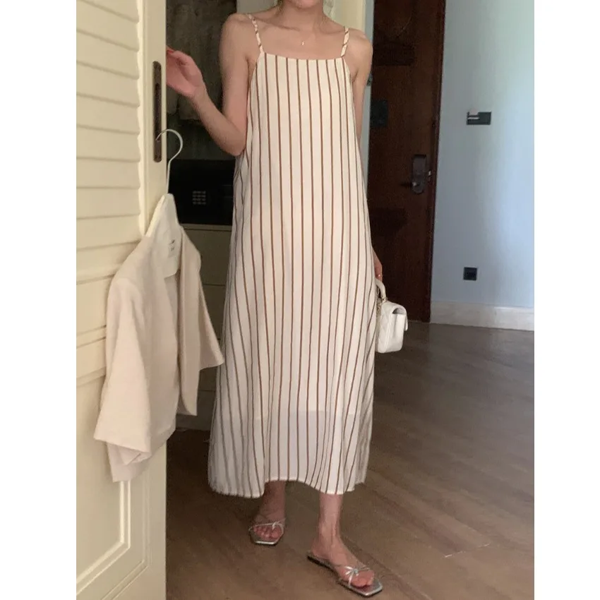 Laid-back Striped Sleeveless Strap Dress Short Style Korean Style Women's Casual Wear Spring Autumn Winter Seasonal Fashion
Laid-back Striped Sleeveless Strap Dress Short Style Korean Style Women's Casual Wear Spring Autumn Winter Seasonal Fashion