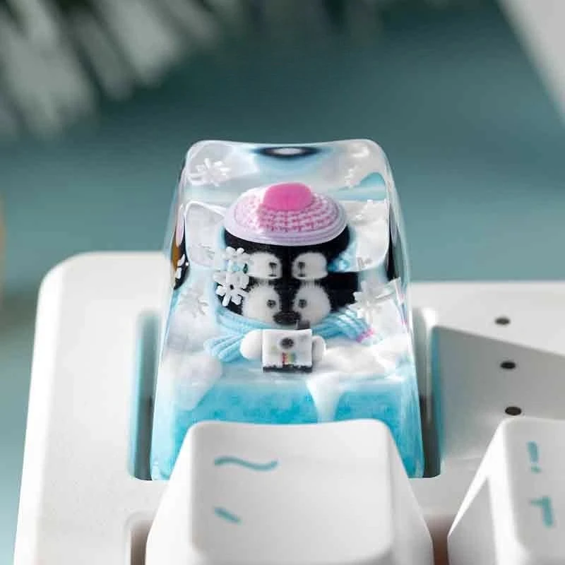 Ice and Snow World Theme Keycaps Christmas Snowman R4 Resin Customized Art DIY Handmade Key Caps for Mechanical Keyboard Gifts
Ice and Snow World Theme Keycaps Christmas Snowman R4 Resin Customized Art DIY Handmade Key Caps for Mechanical Keyboard Gifts
