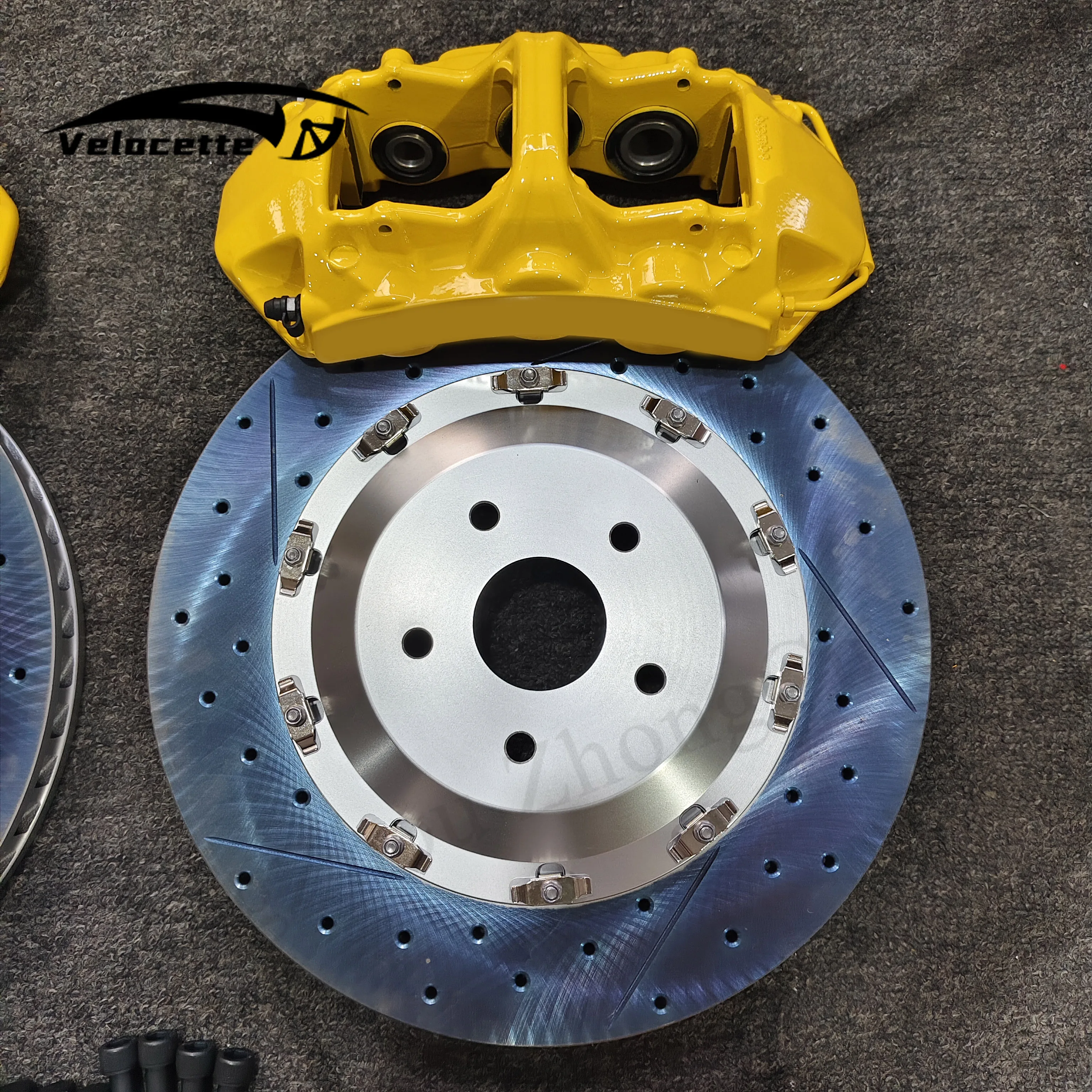 7075 Алюминиевый большой тормозной суппорт, 6 поршней, комплект для Alphard 30, Lexus Is350, Honda Civic 10-го поколения
7075 Алюминиевый большой тормозной суппорт, 6 поршней, комплект для Alphard 30, Lexus Is350, Honda Civic 10-го поколения