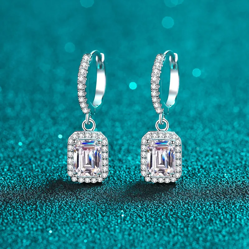 MINWEEN 2ct Moissanite Drop Earrings for Women Emerald Cut D Color 925 Sterling Silver Earrings Wedding Jewelry
MINWEEN 2ct Moissanite Drop Earrings for Women Emerald Cut D Color 925 Sterling Silver Earrings Wedding Jewelry