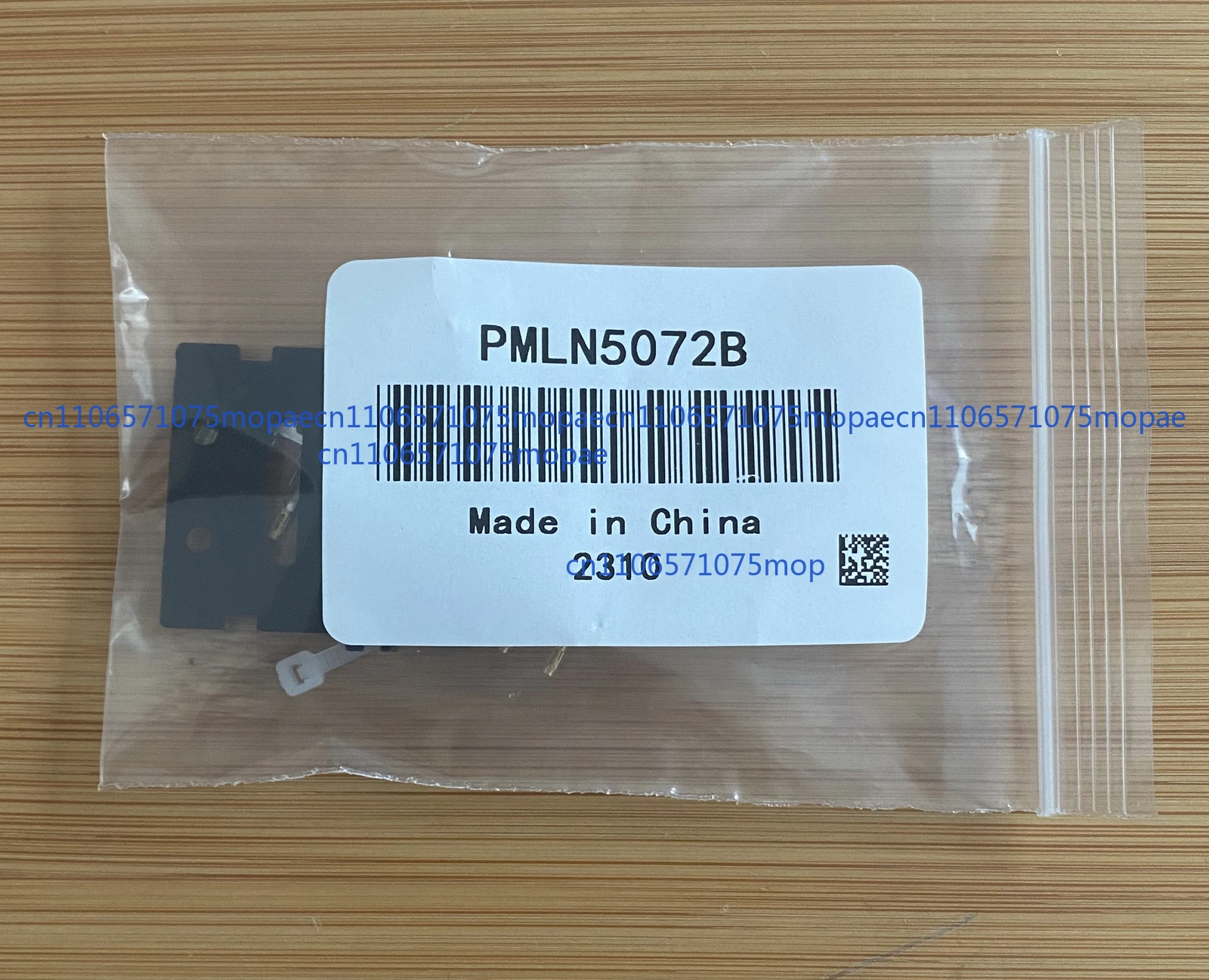 ДЛЯ Motorola PMLN5072 Комплект задних разъемов для аксессуаров для радиоприемников серии XPR5000 mtm5000
ДЛЯ Motorola PMLN5072 Комплект задних разъемов для аксессуаров для радиоприемников серии XPR5000 mtm5000