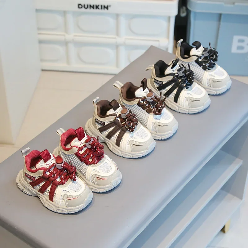 Boys Girls Running Shoes Thick Soft Sole Kids Walking Shoes Mesh Breathable 2025 New Fashion Children Sneakers with Pull Rope
Boys Girls Running Shoes Thick Soft Sole Kids Walking Shoes Mesh Breathable 2025 New Fashion Children Sneakers with Pull Rope