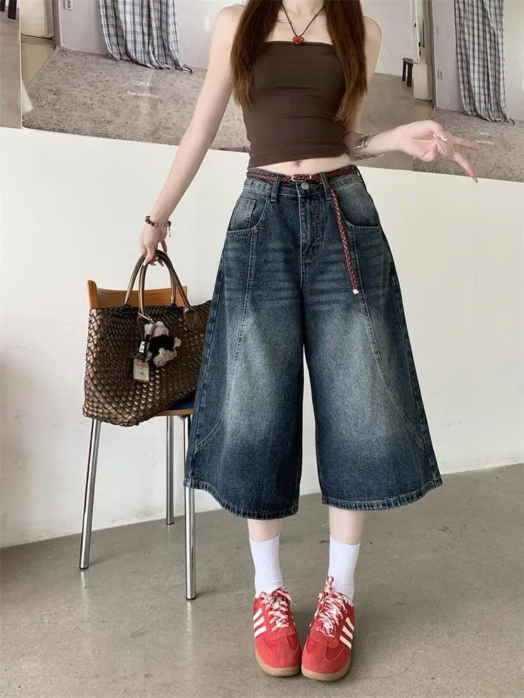 American Retro High Waist Wide Leg Seven-Foot Jeans Women Summer New Loose Straight Loose Middle Pants Casual Commute Style
American Retro High Waist Wide Leg Seven-Foot Jeans Women Summer New Loose Straight Loose Middle Pants Casual Commute Style