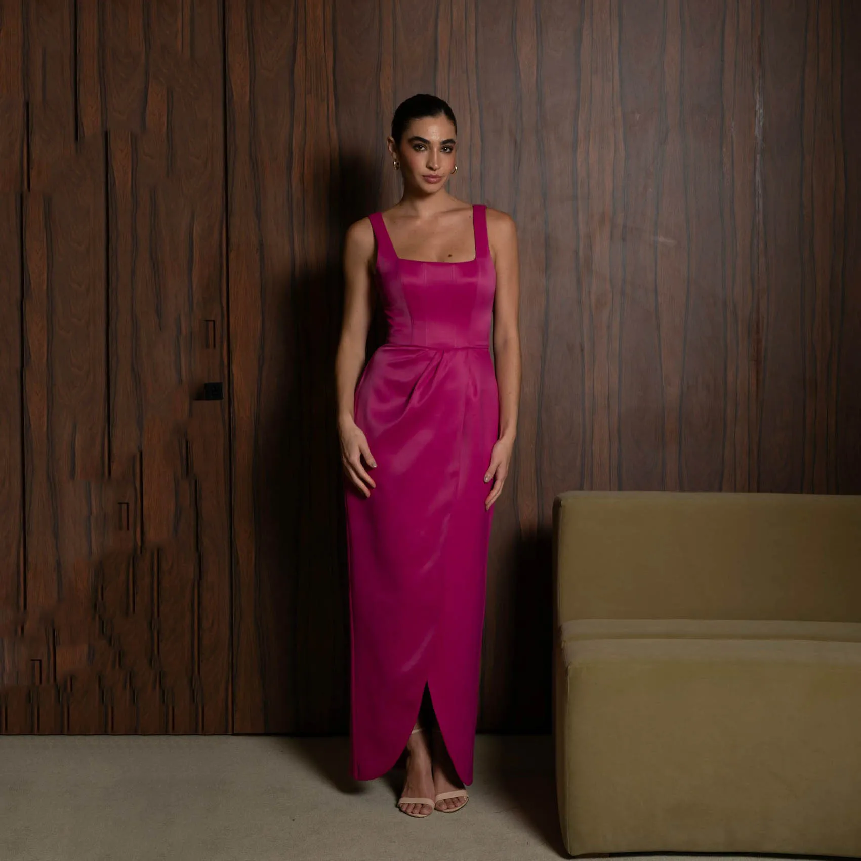 Msikoods Simple Satin Evening Dresses 2025 Sleeveless Formal Wedding Guest Gown Floor Length Birthday Party Dress Customized
Msikoods Simple Satin Evening Dresses 2025 Sleeveless Formal Wedding Guest Gown Floor Length Birthday Party Dress Customized