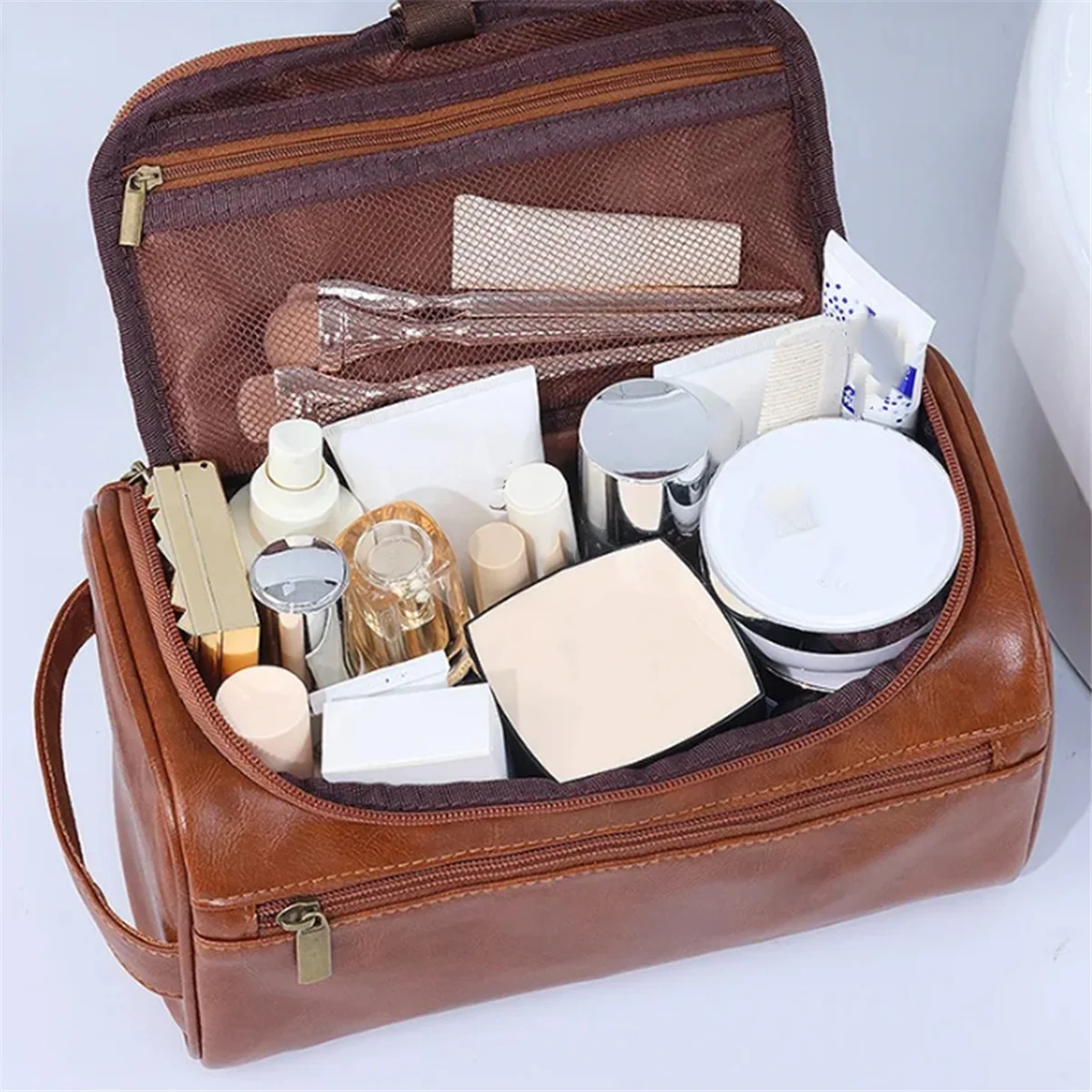 Винтажная роскошная косметичка унисекс, необходимые для путешествий, деловые косметички для макияжа, подвесные сумки-органайзеры для хранения, черные
Винтажная роскошная косметичка унисекс, необходимые для путешествий, деловые косметички для макияжа, подвесные сумки-органайзеры для хранения, черные