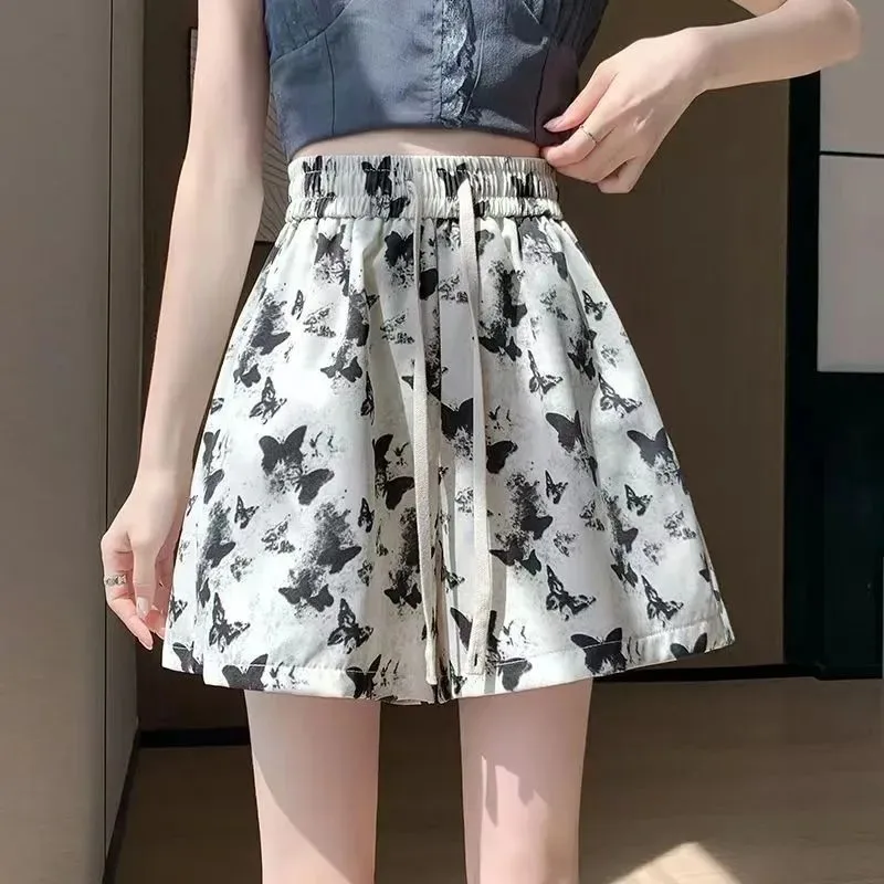 Women's Butterfly Print High Waist Shorts White Black Butterfly Print Elastic High Waist Drawstring Flared Casual Shorts
Women's Butterfly Print High Waist Shorts White Black Butterfly Print Elastic High Waist Drawstring Flared Casual Shorts