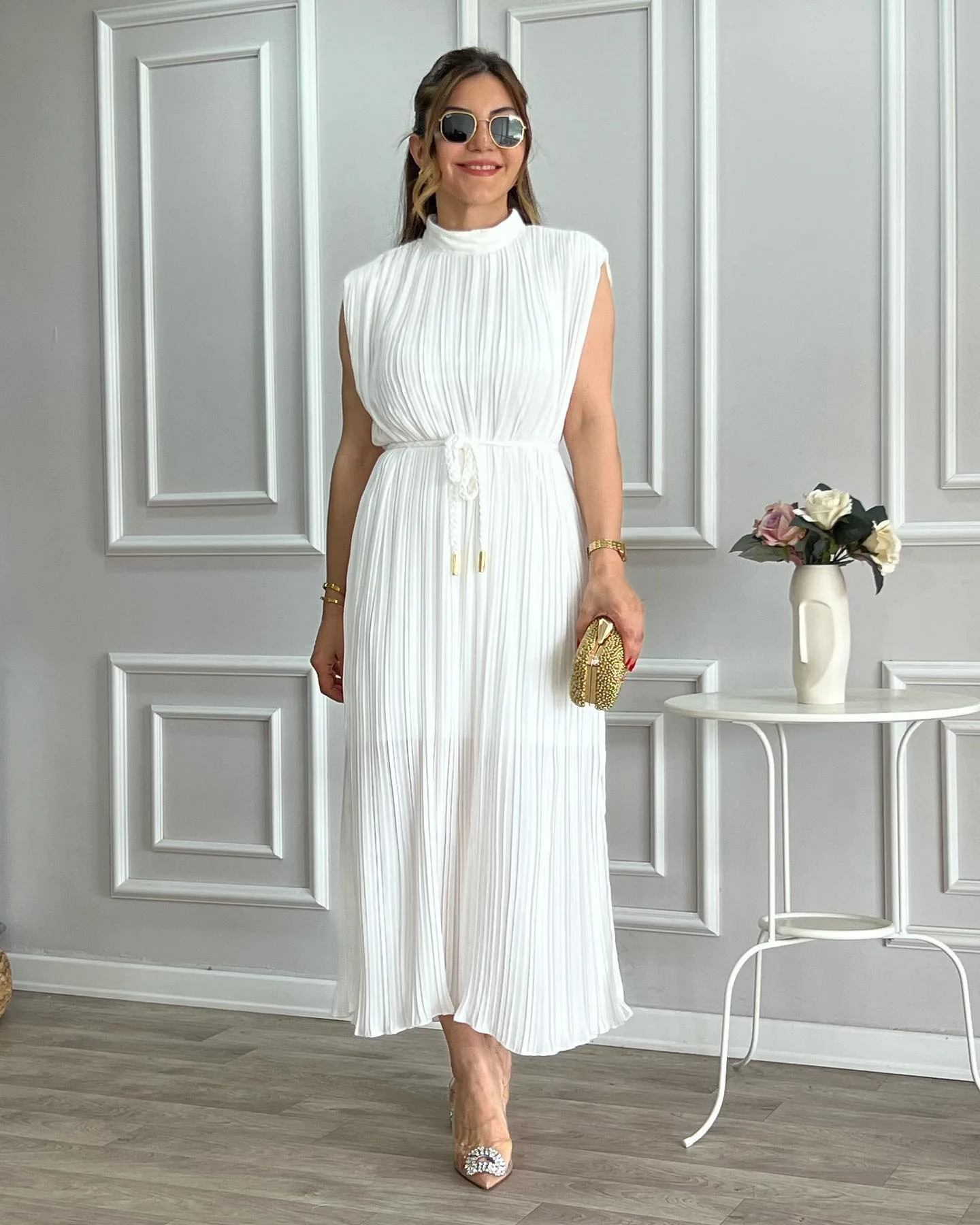 SKMY White Dress Women Clothing 2025 Spring Summer Fashion Simple Half High Collar High Waist Strap Midi Dresses Party Clubwear
SKMY White Dress Women Clothing 2025 Spring Summer Fashion Simple Half High Collar High Waist Strap Midi Dresses Party Clubwear