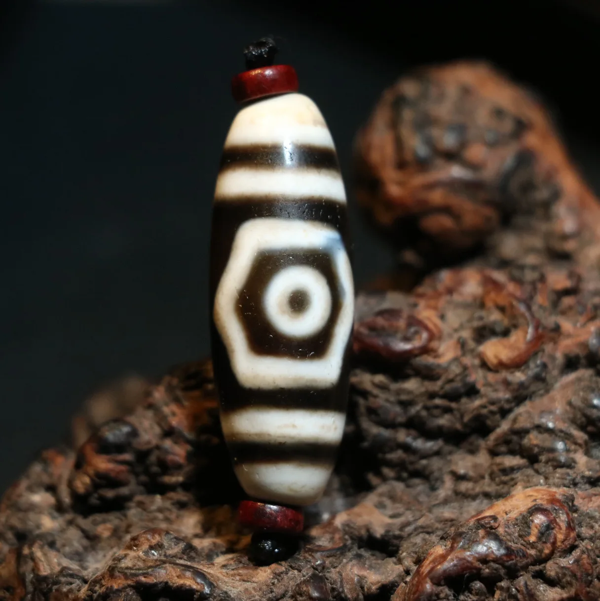 A Magic Power Energy Tibetan Old Agate 3 Eye Big Wisdom Symbol dZi Bead Amulet Fit For Bracelet Talisman Treasure Timestown
A Magic Power Energy Tibetan Old Agate 3 Eye Big Wisdom Symbol dZi Bead Amulet Fit For Bracelet Talisman Treasure Timestown