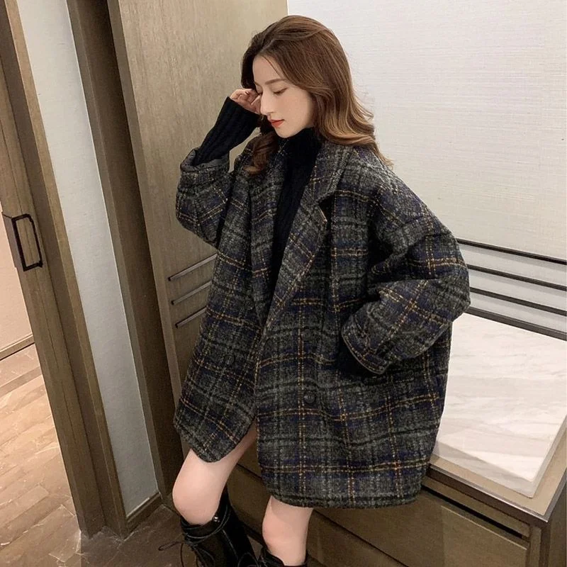 2025 Spring New Korean Fashion Fat Mm Outer Wear Small Medium Long Checkered Woolen Coat Woolen Coat
2025 Spring New Korean Fashion Fat Mm Outer Wear Small Medium Long Checkered Woolen Coat Woolen Coat