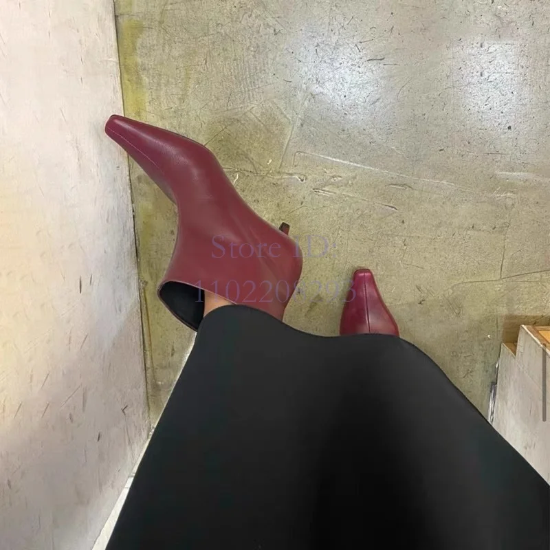Wine Red Retro Kitten Heel Stiletto Boots Pointed Side Zipper Wide Barrel Ankle Boots Leather Concise Women Fashion Shoes 2024
Wine Red Retro Kitten Heel Stiletto Boots Pointed Side Zipper Wide Barrel Ankle Boots Leather Concise Women Fashion Shoes 2024