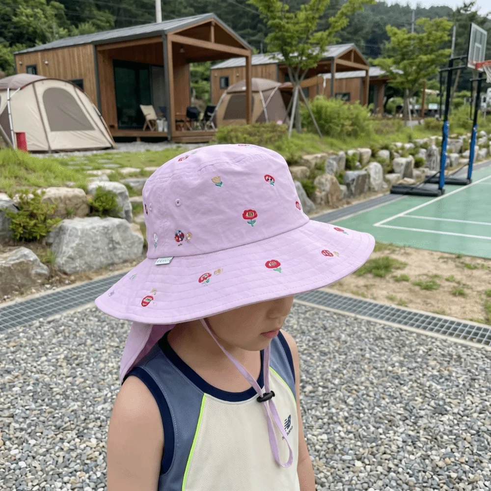Polyester Children Sun Hat Cartoon Print Embroidery Design Panama Cap Neck Protection Thin Quick Drying Bucket Hat
Polyester Children Sun Hat Cartoon Print Embroidery Design Panama Cap Neck Protection Thin Quick Drying Bucket Hat