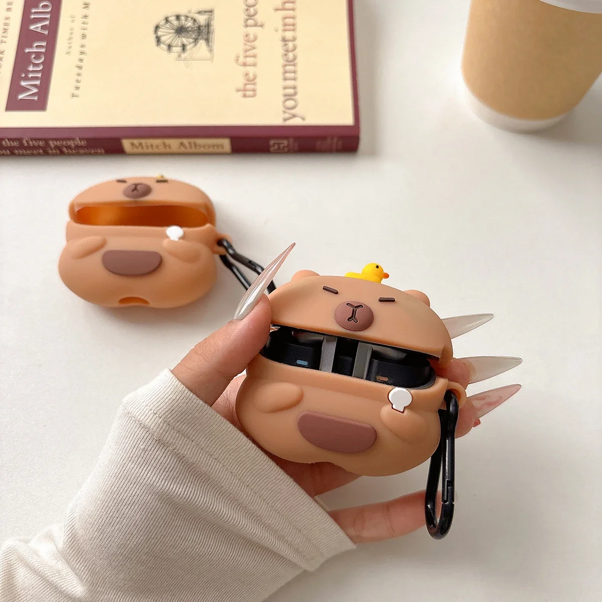 Cute Capybara Design Silicone Case For Samsung Buds 3 Pro Earphone Cover Trendy Protective Accessories With Hook
Cute Capybara Design Silicone Case For Samsung Buds 3 Pro Earphone Cover Trendy Protective Accessories With Hook